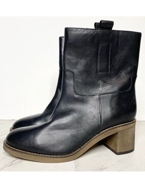 Free People Tabby Black Leather Heeled Bootie 39